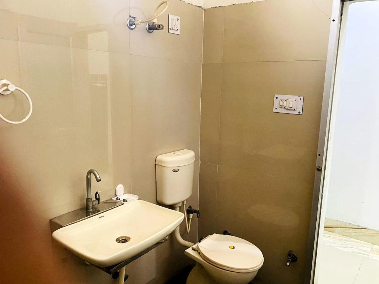 Hotel G G Multi Complex Meerut Exterior foto